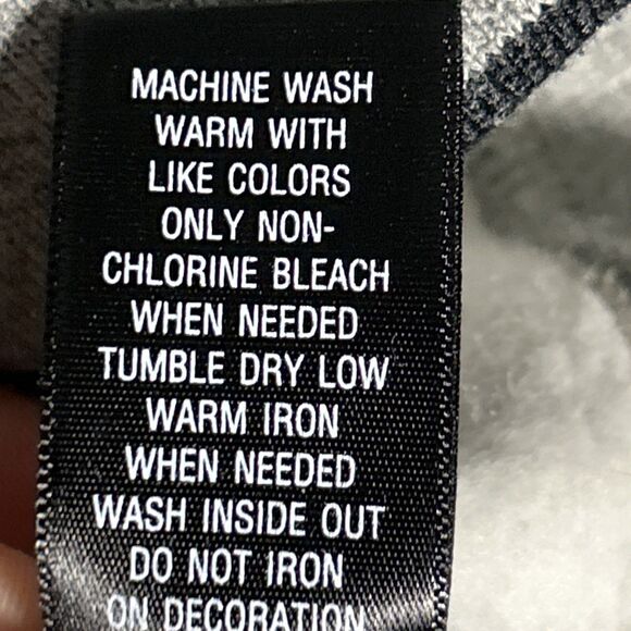 Croft & Barrow Men’s LT Large Tall Water Dog Graphic Embroidery Sweatshirt - Picture 5 of 6